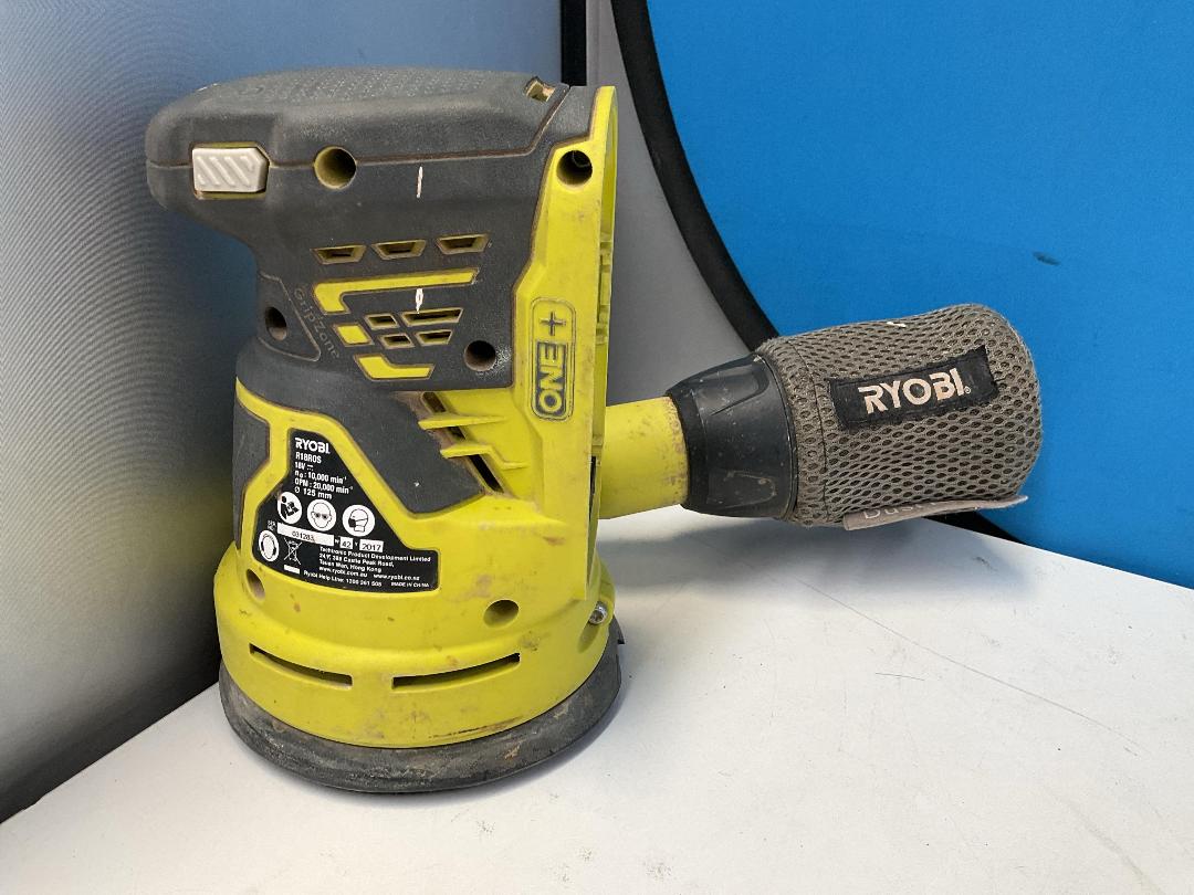 Photo '6' of Ryobi Orbital Sander - Model R18R0S - Skin Only
