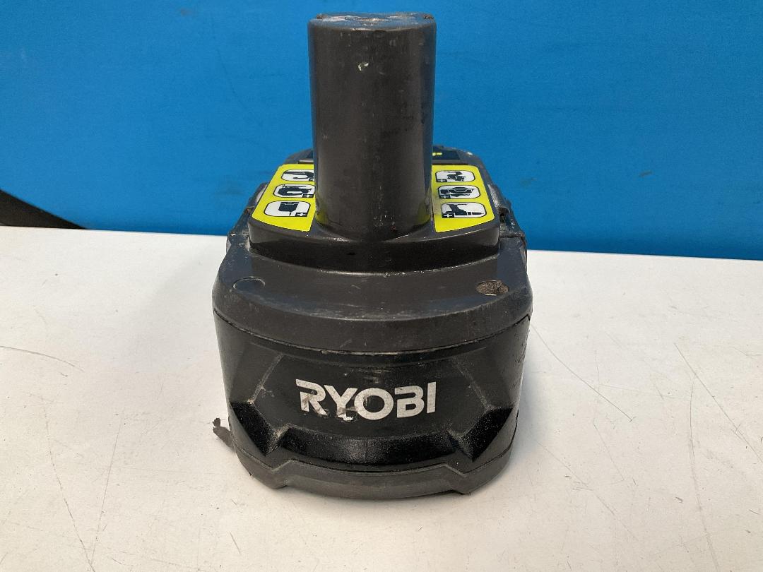 Photo '7' of Ryobi Lithium+ 18V 4.0Ah Battery - RB18L40A(130429371)
