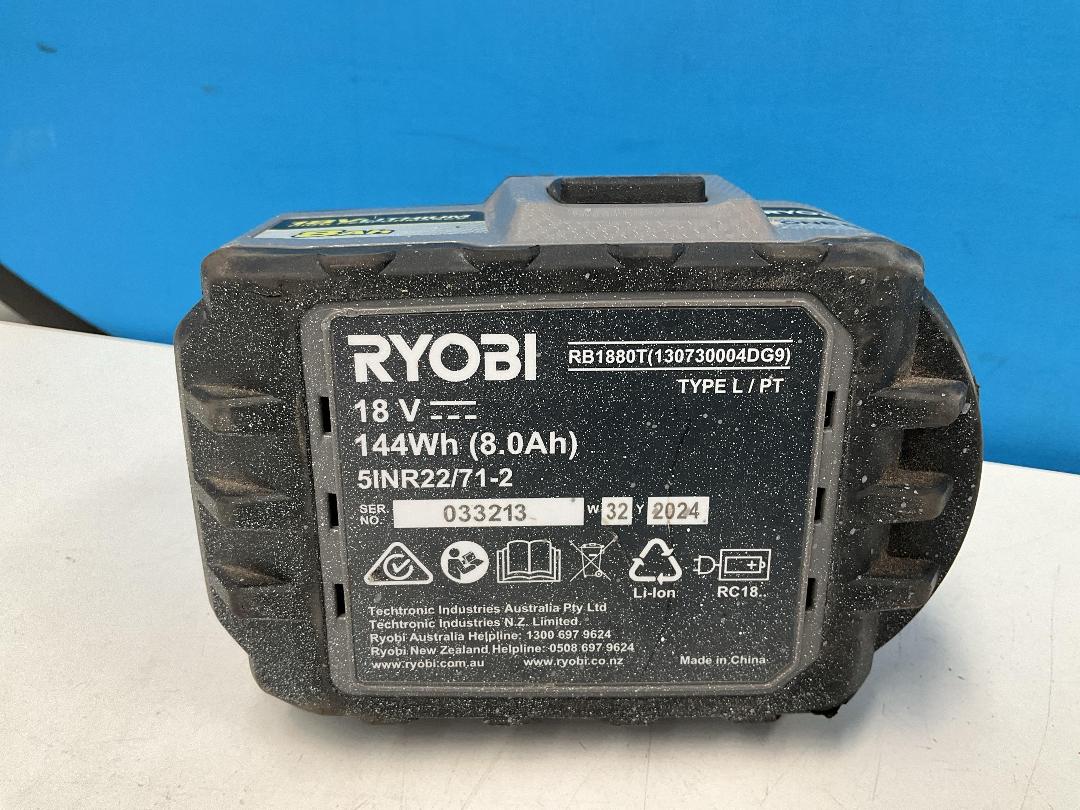 Photo '2' of Ryobi One+ 18V Lithium High Performance 8Ah Battery Photo '2' of Ryobi One+ 18V Lithium High Performance 8Ah Battery