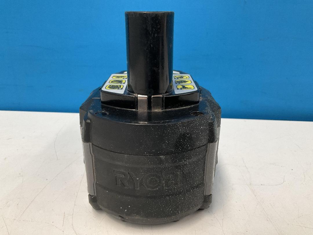 Photo '7' of Ryobi One+ 18V Lithium High Performance 8Ah Battery Photo '7' of Ryobi One+ 18V Lithium High Performance 8Ah Battery