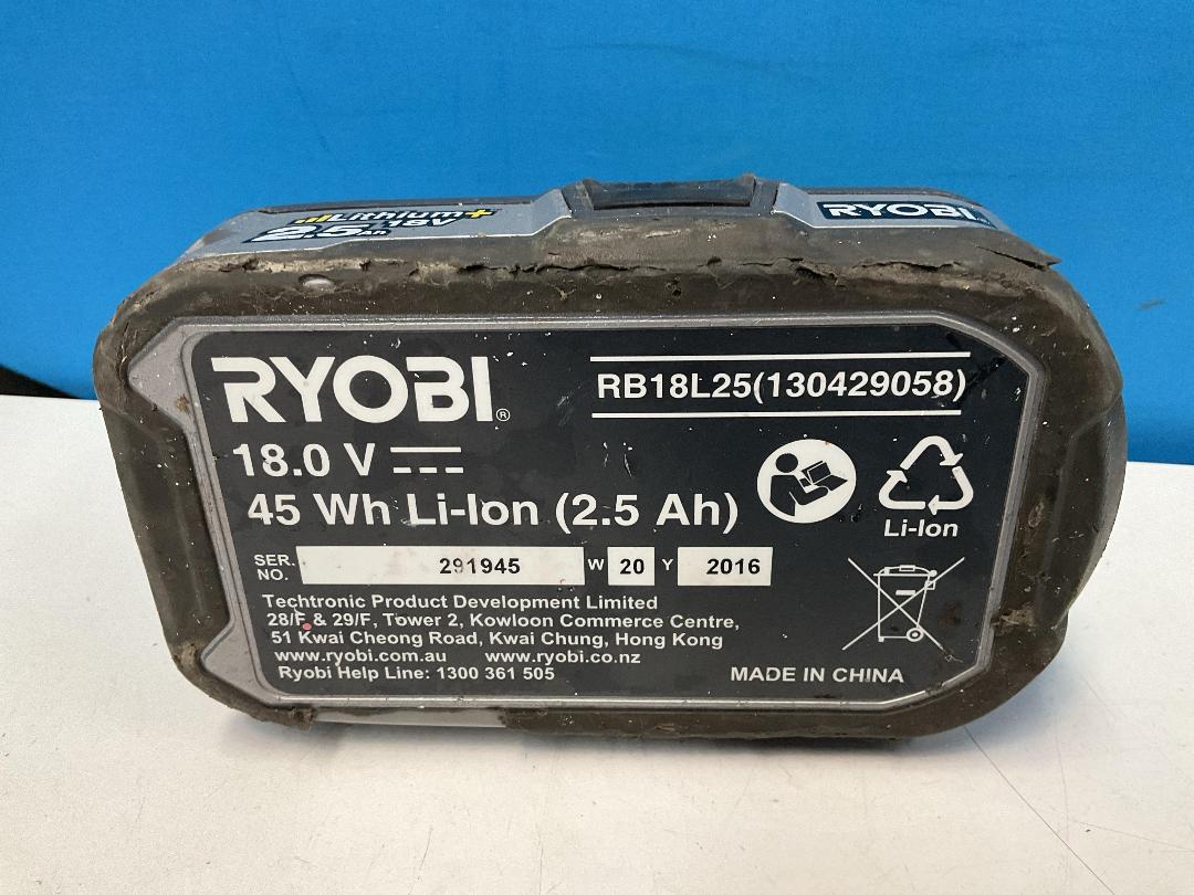 Photo '2' of Ryobi Lithium+ 18V 2.5Ah Battery - RB18L25(130429058)