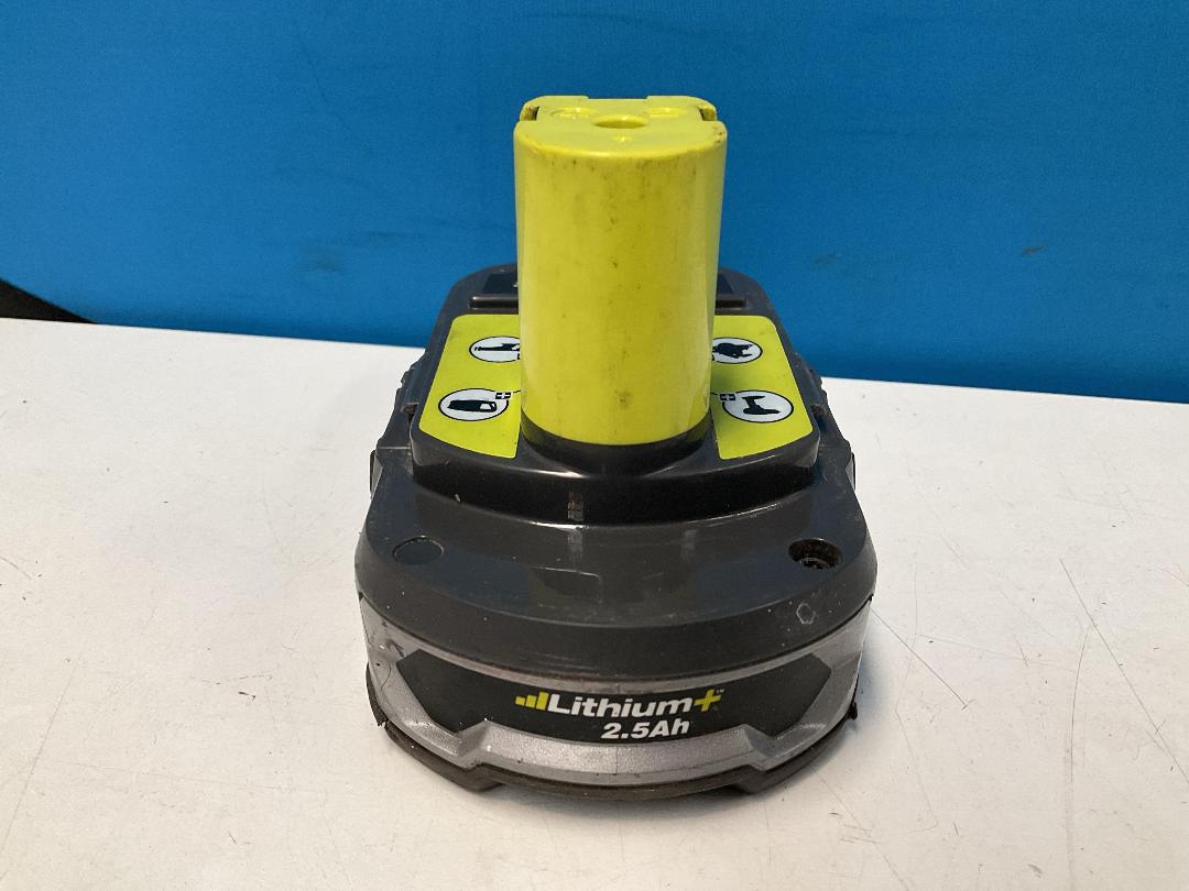Photo '7' of Ryobi Lithium+ 18V 2.5Ah Battery - RB18L25(130429058)