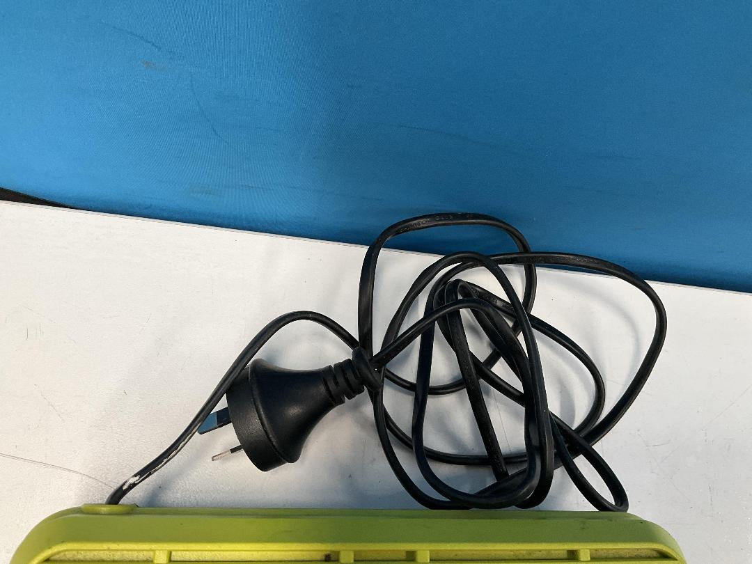 Photo '9' of Ryobi One+ Lithium Parallel Charger - Model RC18240