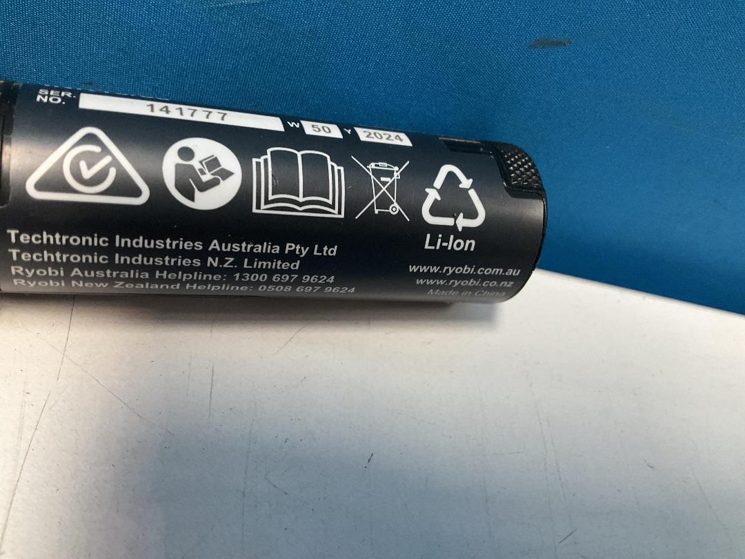 Photo '4' of Ryobi USB Lithium 4.0V 2Ah Battery - RB420 (130690010)