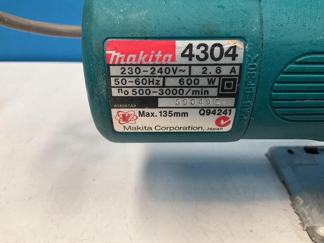Photo '4' of Makita Jig Saw with Case - Model 4304