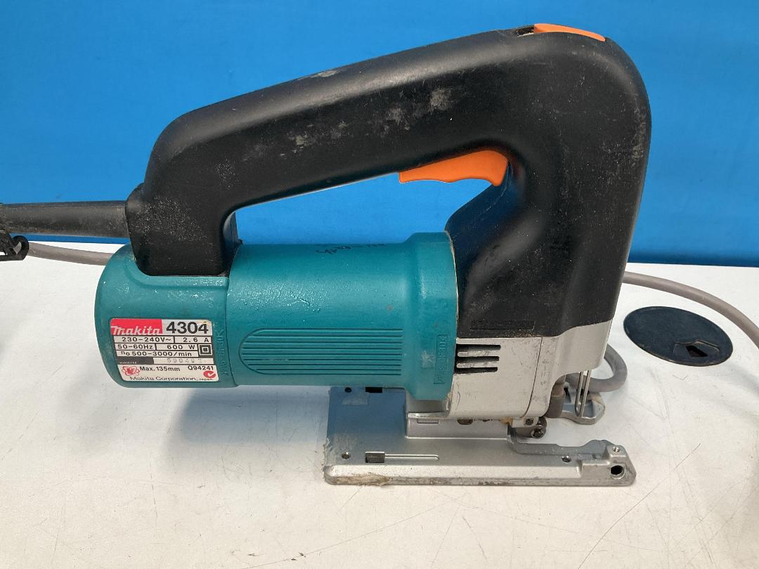 Photo '10' of Makita Jig Saw with Case - Model 4304