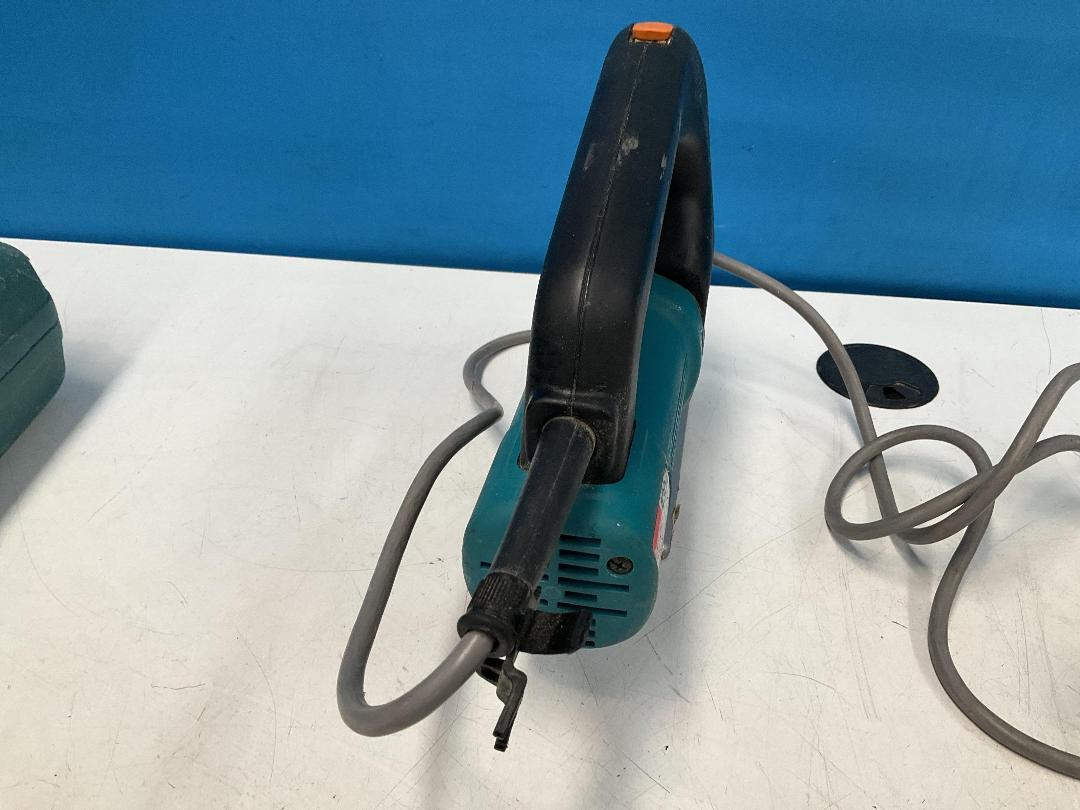 Photo '11' of Makita Jig Saw with Case - Model 4304