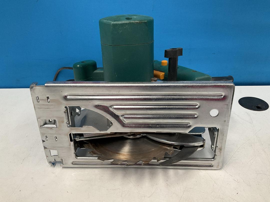 Photo '15' of Ryobi Handyline 185mm Circular Saw - Model HCS185 and 1x Champion Blade