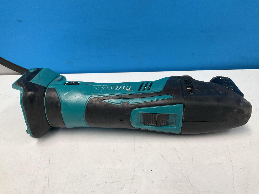 Photo '6' of Makita Multi Tool ( parts only) - Model BTM50  - Skin Only