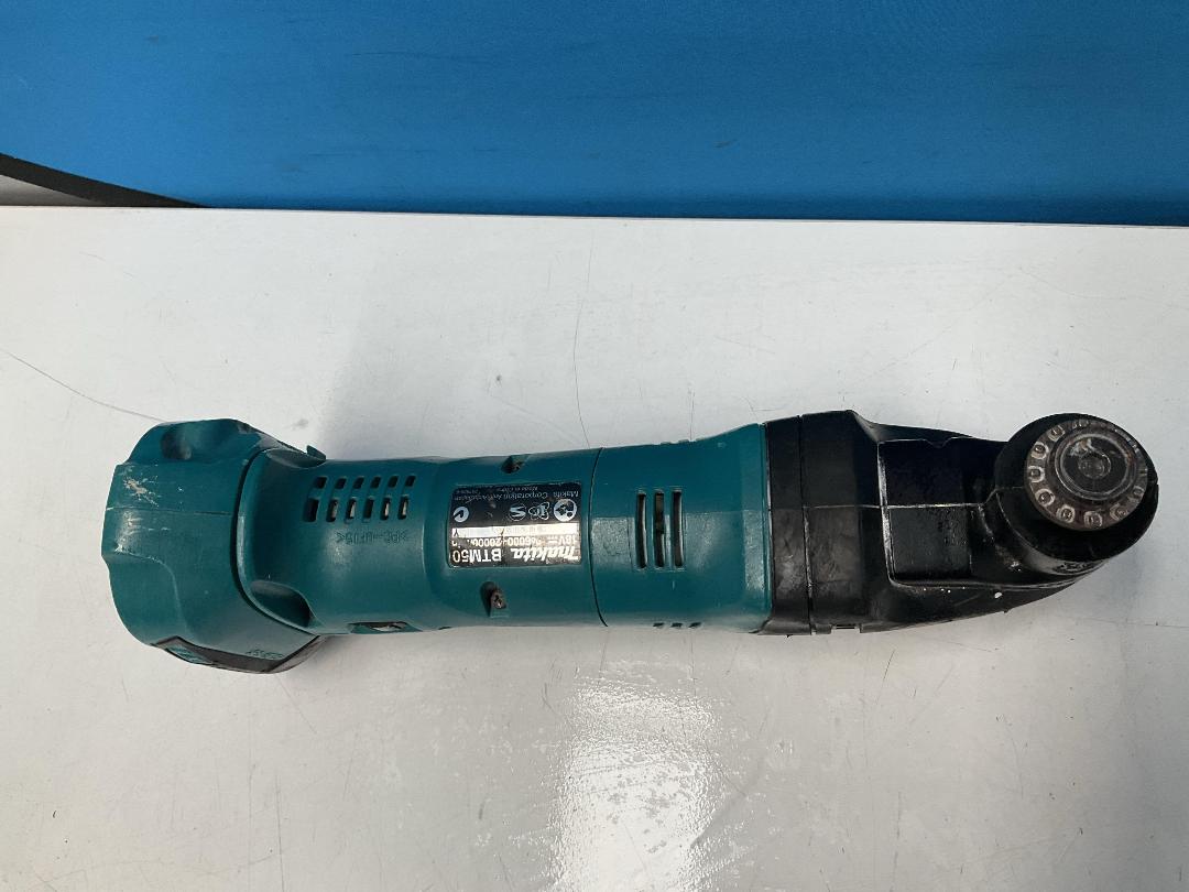 Photo '9' of Makita Multi Tool ( parts only) - Model BTM50  - Skin Only