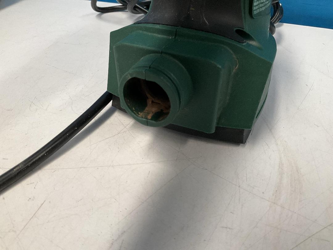 Photo '11' of Bosch Corded Multi Sander - Model PSM 200 AES and Case