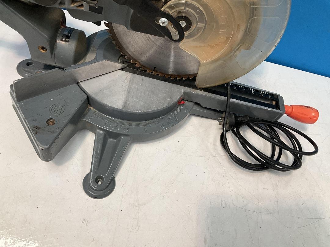 Photo '8' of Ozito 254mm (10”) Sliding Compound Mitre Saw - Model OZSCMS1600WA