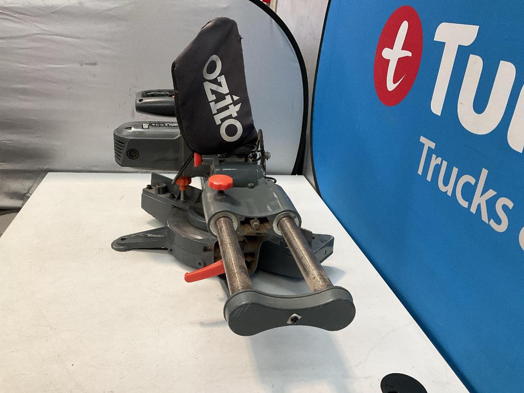 Photo '14' of Ozito 254mm (10”) Sliding Compound Mitre Saw - Model OZSCMS1600WA
