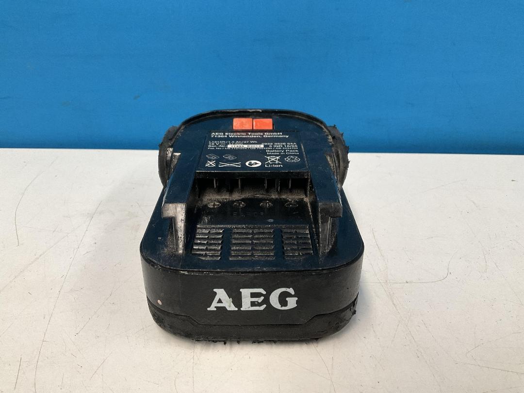 Photo '4' of PRO 18V Lithium ION 1.5Ah Battery - Model L1815R