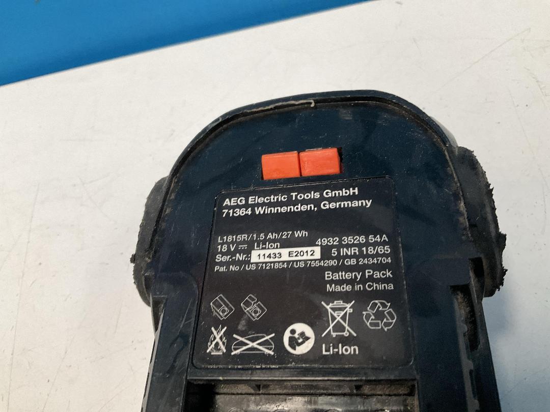 Photo '2' of PRO 18V Lithium ION 1.5Ah Battery - Model L1815R