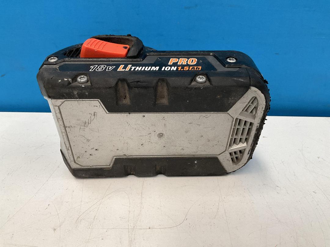 Photo '8' of PRO 18V Lithium ION 1.5Ah Battery - Model L1815R