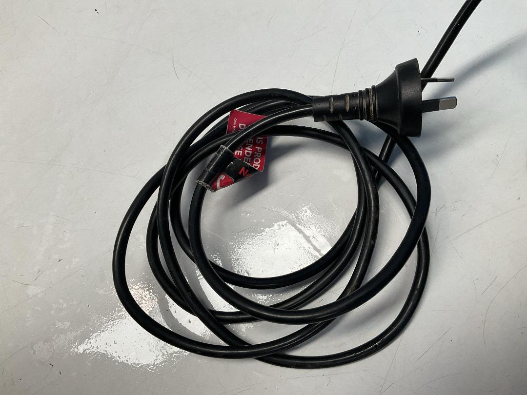 Photo '2' of Ozito Corded Planer Photo '2' of Ozito Corded Planer