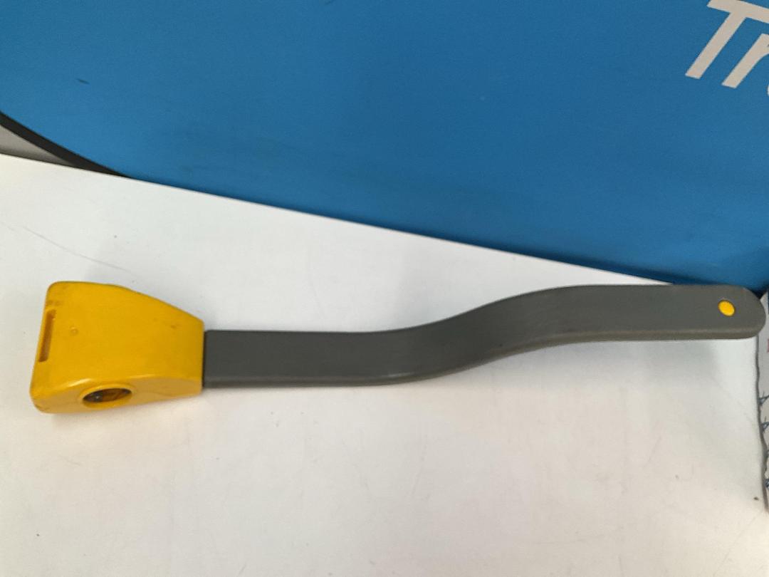 Photo '20' of Building Items Etc - Hammer, Saws, Garden Barbed Wire Etc