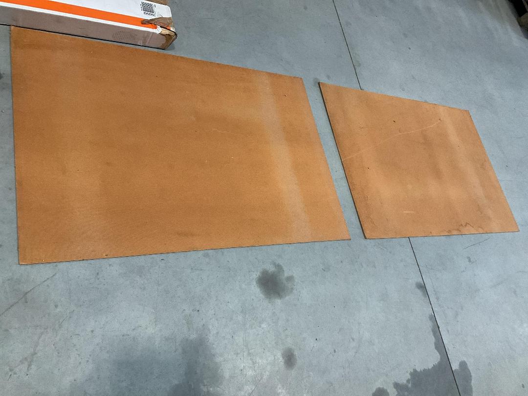 Photo '7' of Various Wooden-Like Incomplete Parts - Table Legs Etc Photo '7' of Various Wooden-Like Incomplete Parts - Table Legs Etc