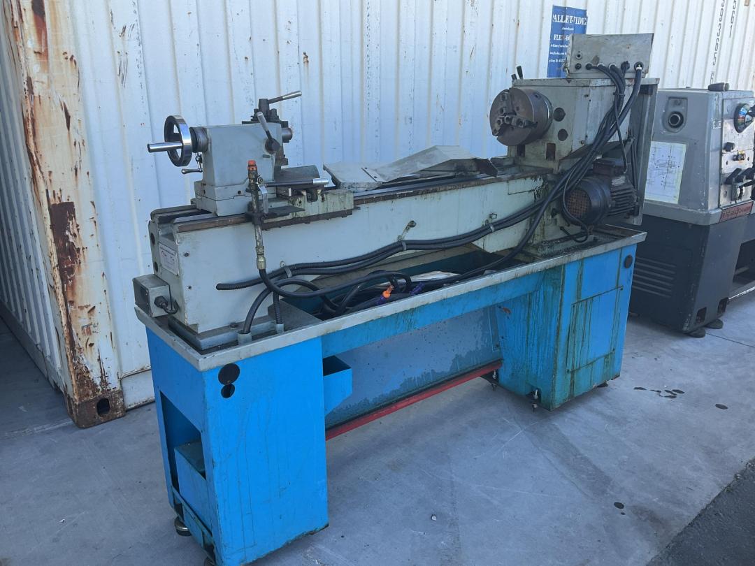 Photo '3' of LUXCUT - 6236X1000 Metal Lathe w/ Coolant Feed Photo '3' of LUXCUT - 6236X1000 Metal Lathe w/ Coolant Feed