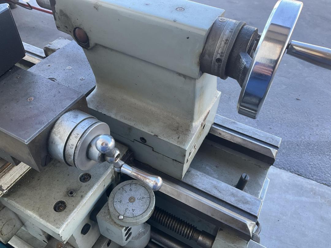 Photo '20' of LUXCUT - 6236X1000 Metal Lathe w/ Coolant Feed Photo '20' of LUXCUT - 6236X1000 Metal Lathe w/ Coolant Feed