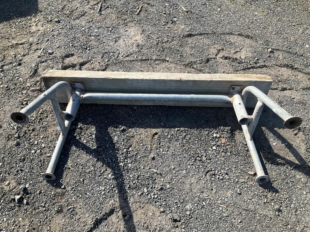 Photo '3' of Saw Horse