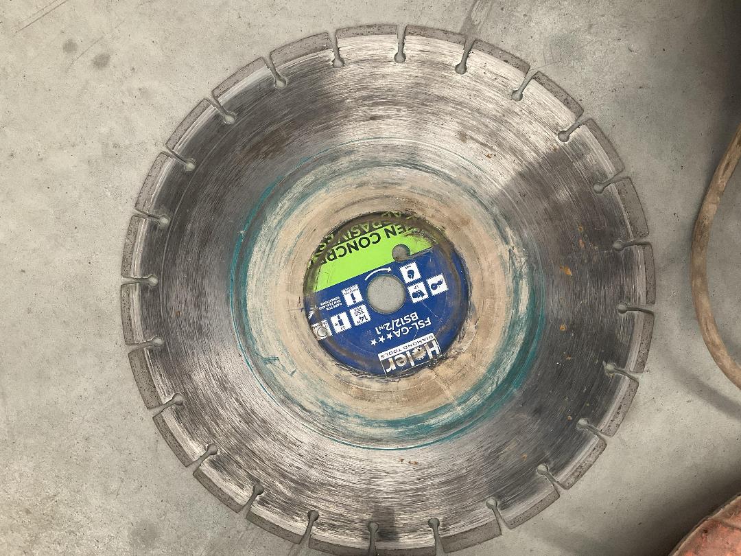 Photo '11' of Stihl TS700 Concrete Saw - Parts Only Photo '11' of Stihl TS700 Concrete Saw - Parts Only