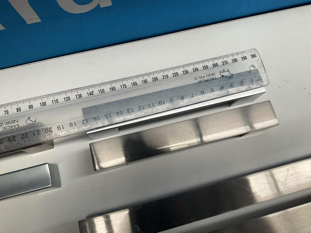 Photo '6' of Modern Thick Style Door / Cupboard Handles Photo '6' of Modern Thick Style Door / Cupboard Handles