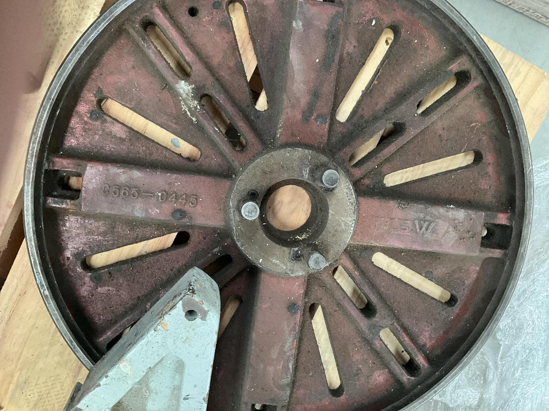 Photo '10' of Industrial Lathe Accessories - 4 Jaw Chuck , Steady Rest , Flat Plate Etc Photo '10' of Industrial Lathe Accessories - 4 Jaw Chuck , Steady Rest , Flat Plate Etc