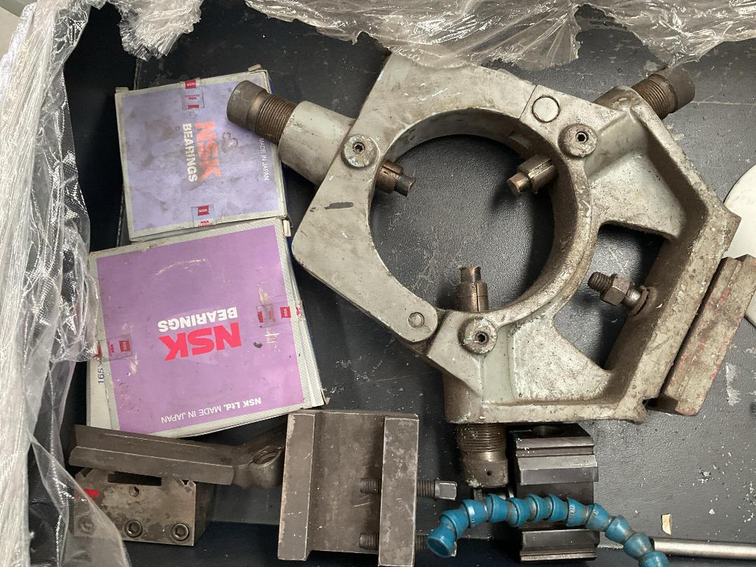 Photo '15' of Industrial Lathe Accessories - 4 Jaw Chuck , Steady Rest , Flat Plate Etc Photo '15' of Industrial Lathe Accessories - 4 Jaw Chuck , Steady Rest , Flat Plate Etc