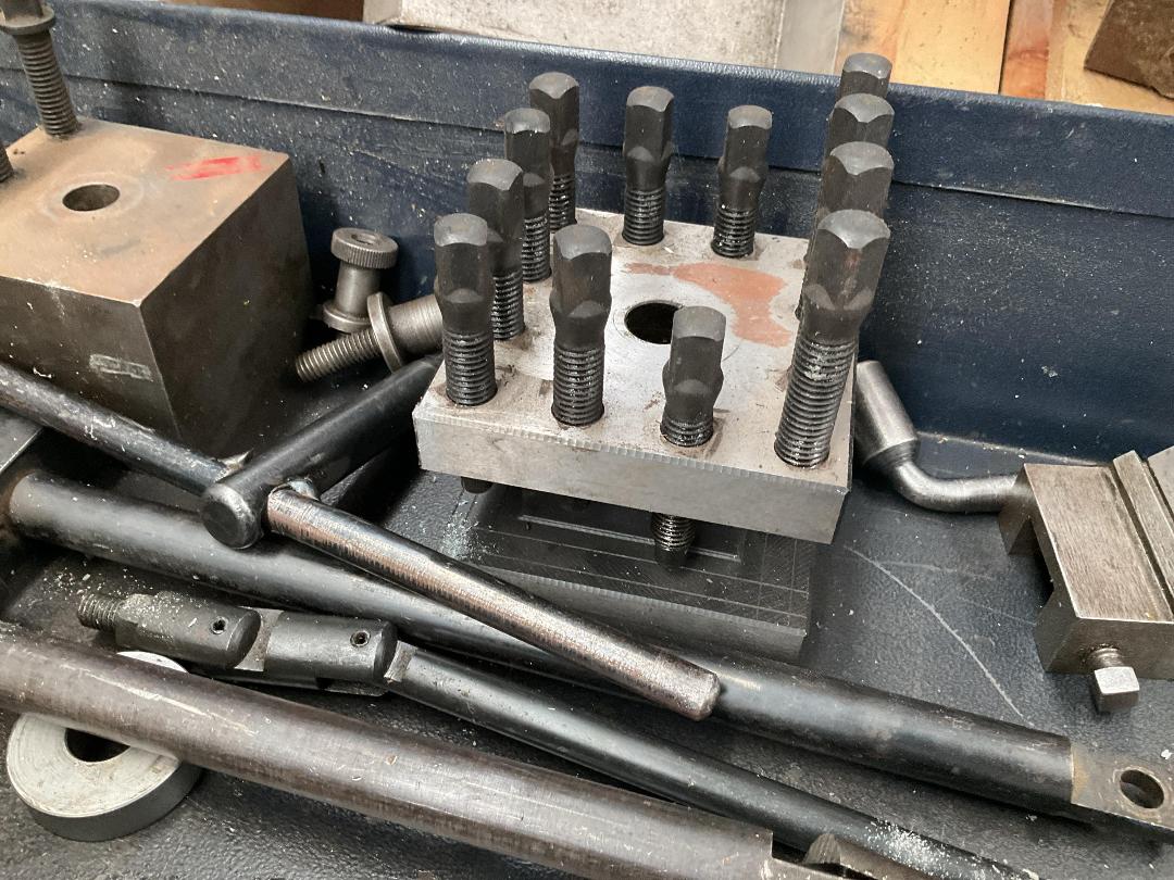 Photo '18' of Industrial Lathe Accessories - 4 Jaw Chuck , Steady Rest , Flat Plate Etc Photo '18' of Industrial Lathe Accessories - 4 Jaw Chuck , Steady Rest , Flat Plate Etc