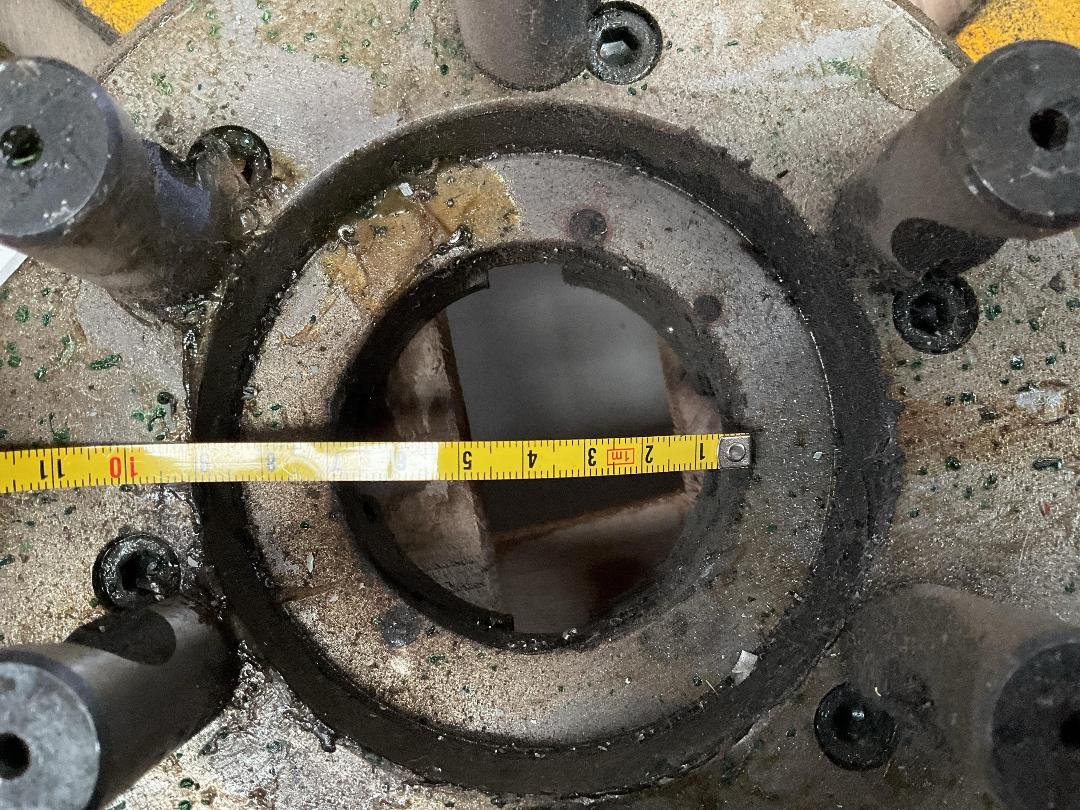 Photo '5' of Lathe Accessories - 4 & 3 Jaw Chucks , Flat Bed