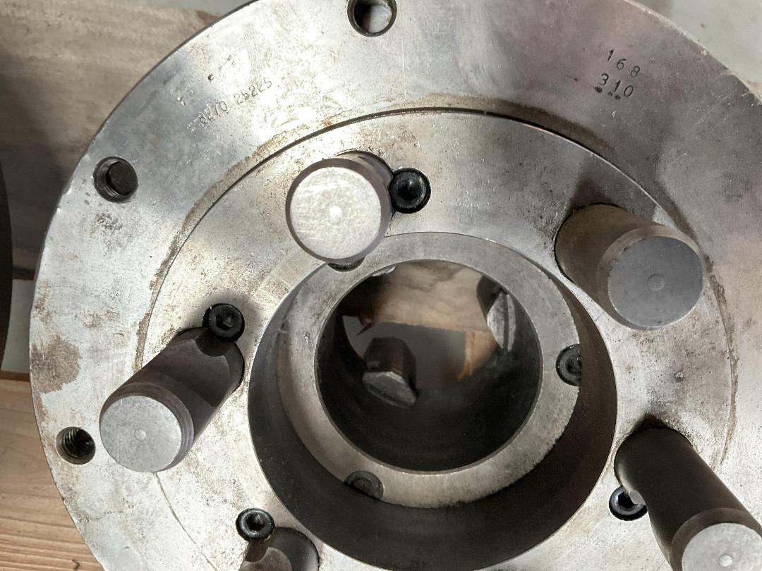 Photo '13' of Lathe Accessories - 4 & 3 Jaw Chucks , Flat Bed