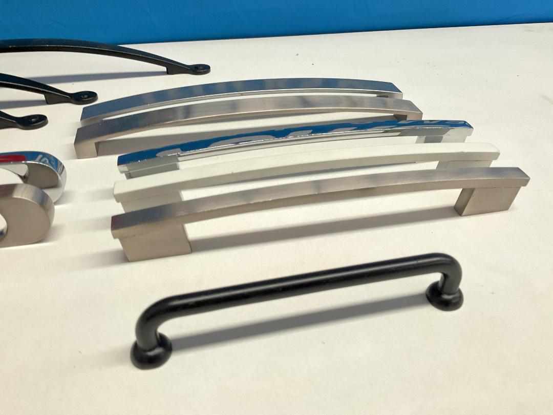 Photo '3' of Modern Aesthetic Style Door / Cupboard Handles Photo '3' of Modern Aesthetic Style Door / Cupboard Handles