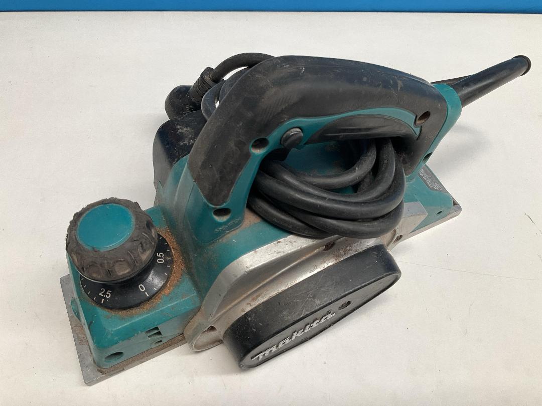 Photo '2' of Makita - 82mm 850W Planer