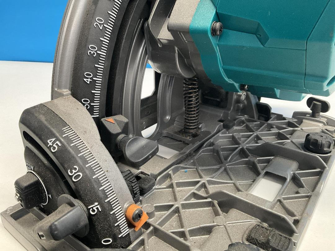 Photo '6' of Makita - Plunge Cut Circular Saw XGT AWS (Skin Only)