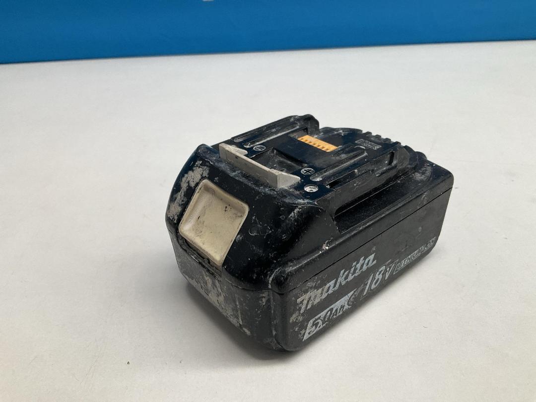 Photo '3' of Makita - 18V Li-Ion Battery Pack 5.0aH