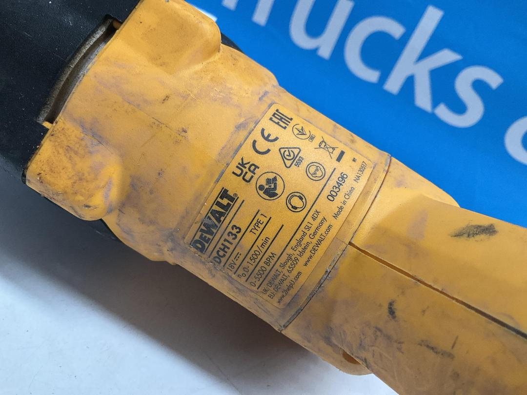 Photo '4' of DeWALT - 18V XR Brushless 26mm SDS-Plus Hammer Drill (Skin Only) Photo '4' of DeWALT - 18V XR Brushless 26mm SDS-Plus Hammer Drill (Skin Only)