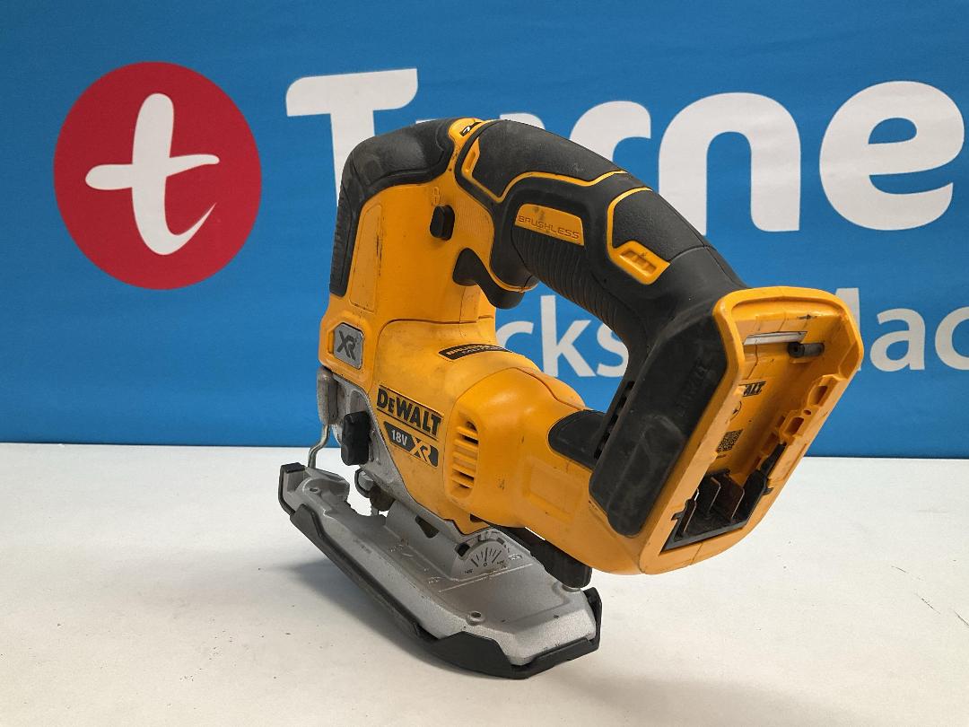 Photo '2' of DeWALT - 18V XR Brushless Jigsaw (Skin Only) Photo '2' of DeWALT - 18V XR Brushless Jigsaw (Skin Only)