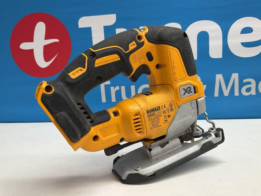 Photo '3' of DeWALT - 18V XR Brushless Jigsaw (Skin Only) Photo '3' of DeWALT - 18V XR Brushless Jigsaw (Skin Only)