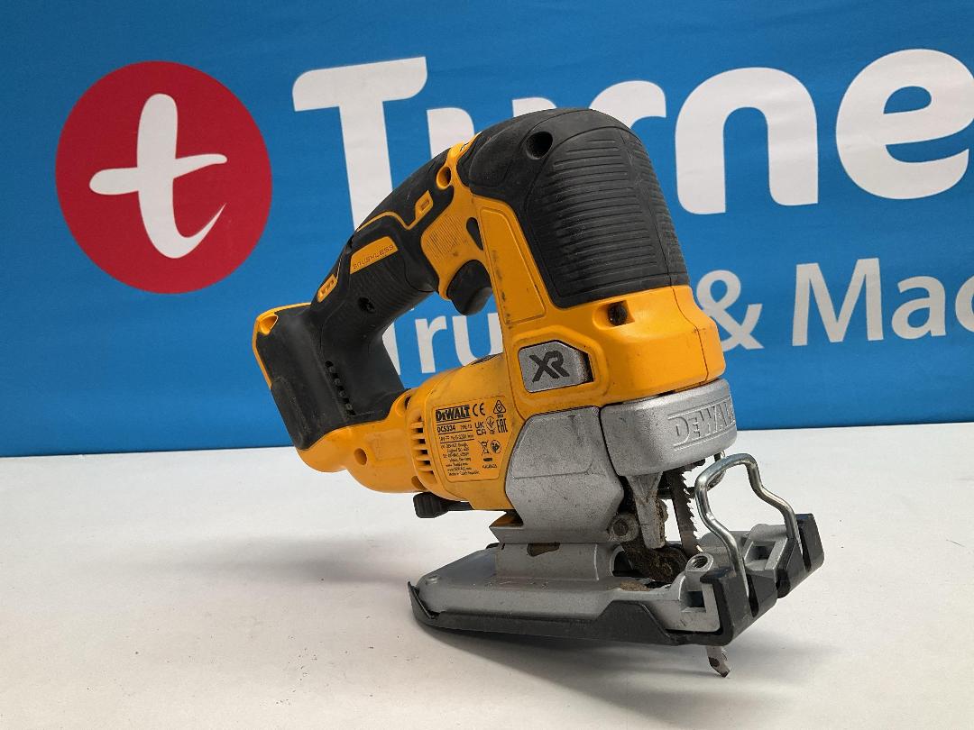 Photo '4' of DeWALT - 18V XR Brushless Jigsaw (Skin Only) Photo '4' of DeWALT - 18V XR Brushless Jigsaw (Skin Only)