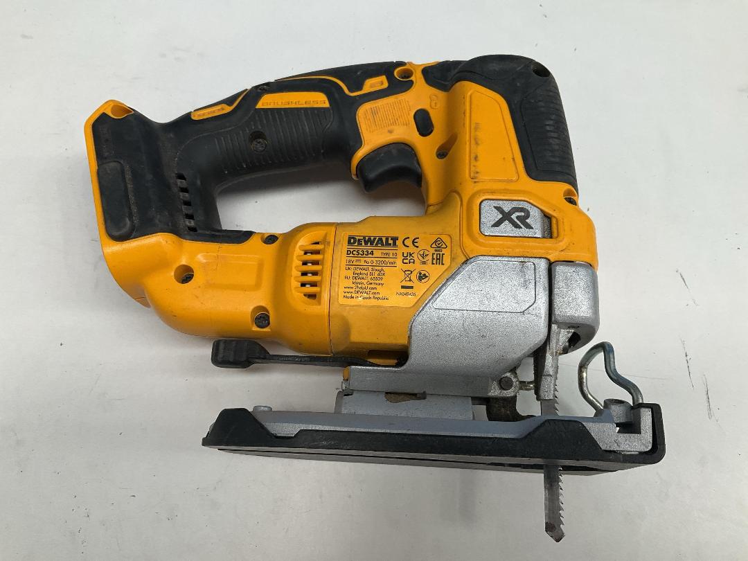 Photo '6' of DeWALT - 18V XR Brushless Jigsaw (Skin Only) Photo '6' of DeWALT - 18V XR Brushless Jigsaw (Skin Only)