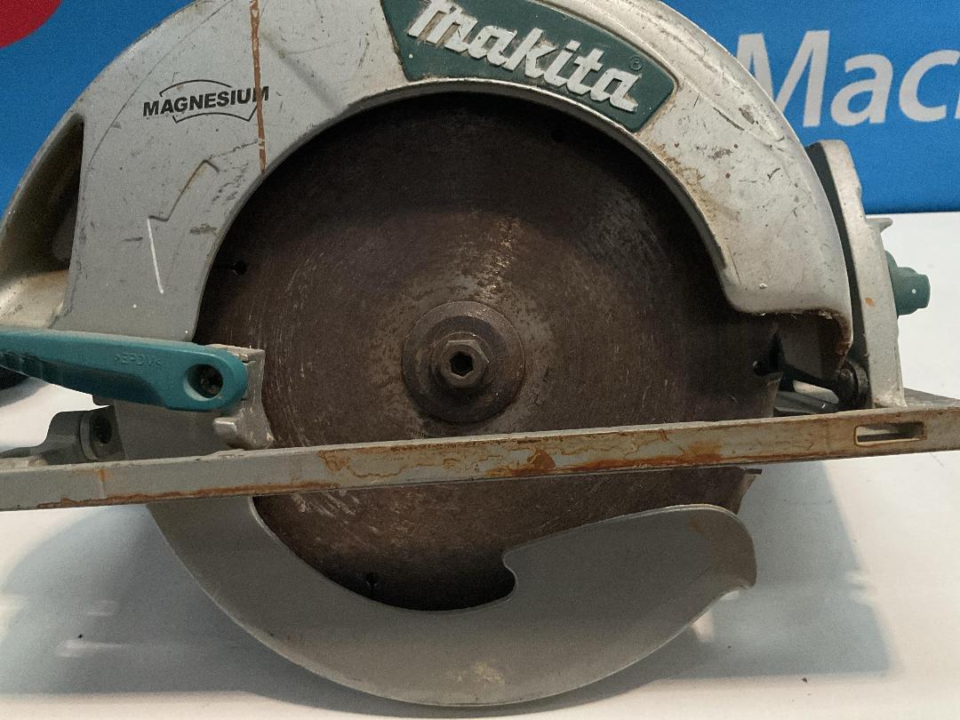 Photo '9' of Makita - 1800W 185mm Circular Saw - Model 5007MG