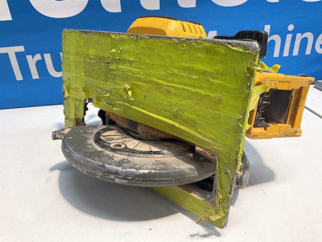 Photo '6' of DeWALT - 54V 184mm Circular Saw - DCS575 (Skin Only)