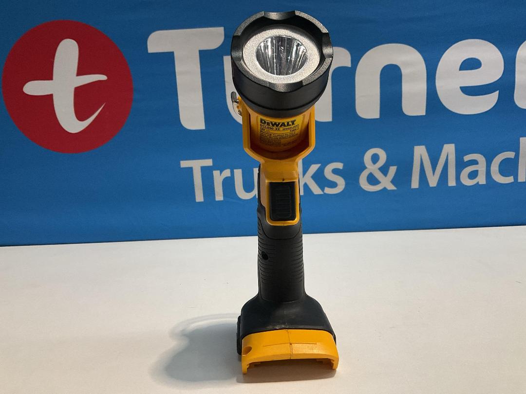 Photo '2' of DeWALT - 18V Worklight - DCL040-XE (Skin Only) Photo '2' of DeWALT - 18V Worklight - DCL040-XE (Skin Only)