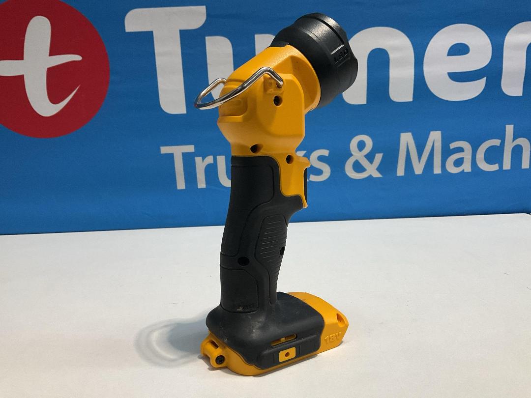 Photo '3' of DeWALT - 18V Worklight - DCL040-XE (Skin Only) Photo '3' of DeWALT - 18V Worklight - DCL040-XE (Skin Only)
