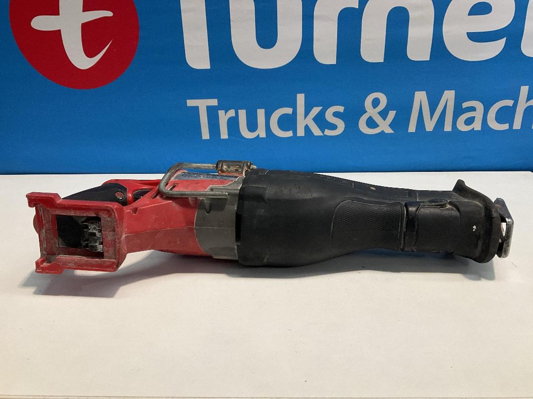 Photo '5' of Milwaukee - M18 FUEL SAWZALL Reciprocating Saw (Skin Only)