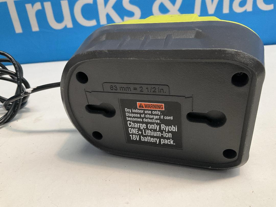 Photo '5' of Ryobi One + -  18V Battery Fast Charger - RC18120
