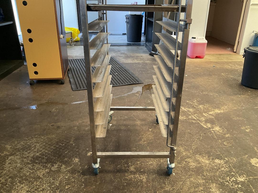 Photo '4' of Baking cooling trolley