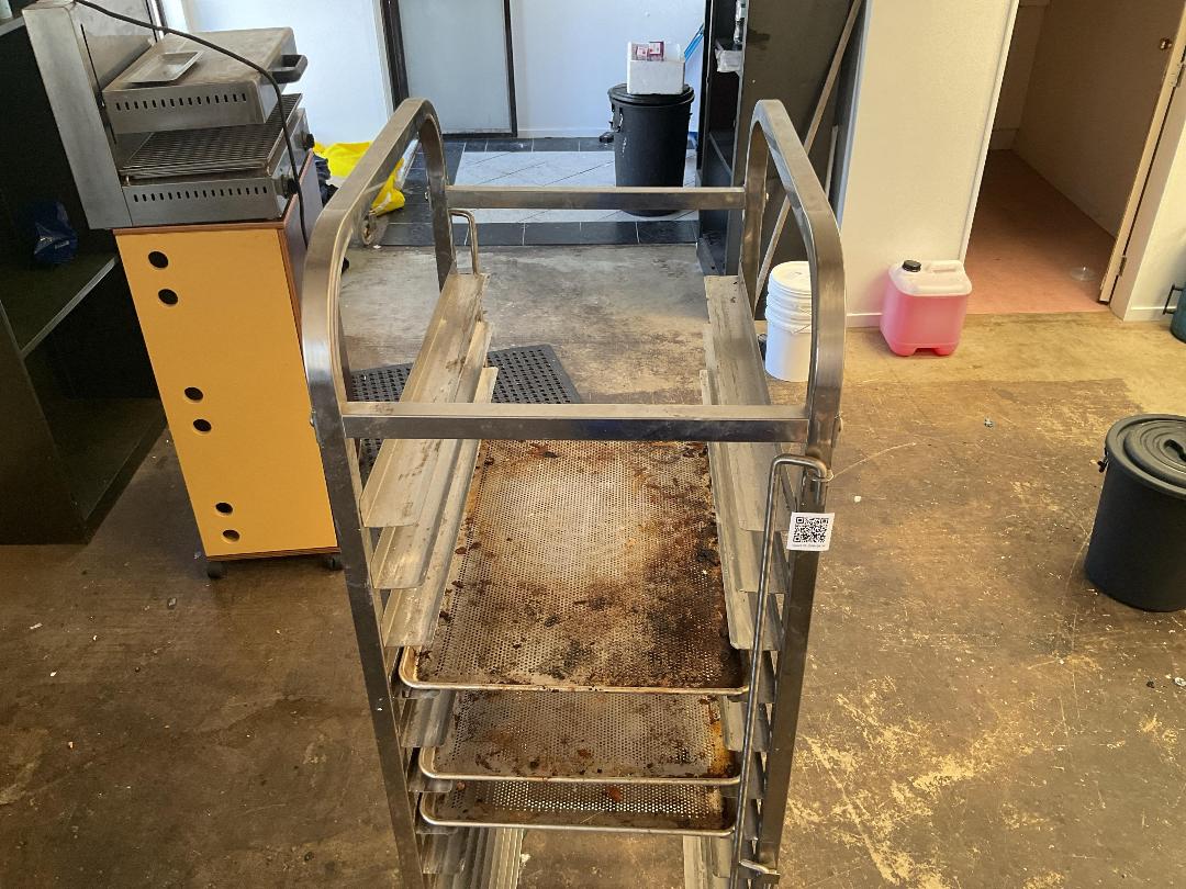 Photo '3' of Baking cooling trolley